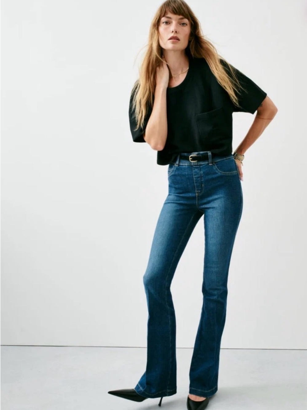 SPANX SPANXSHAPE EVERYWEAR FLARE JEANS